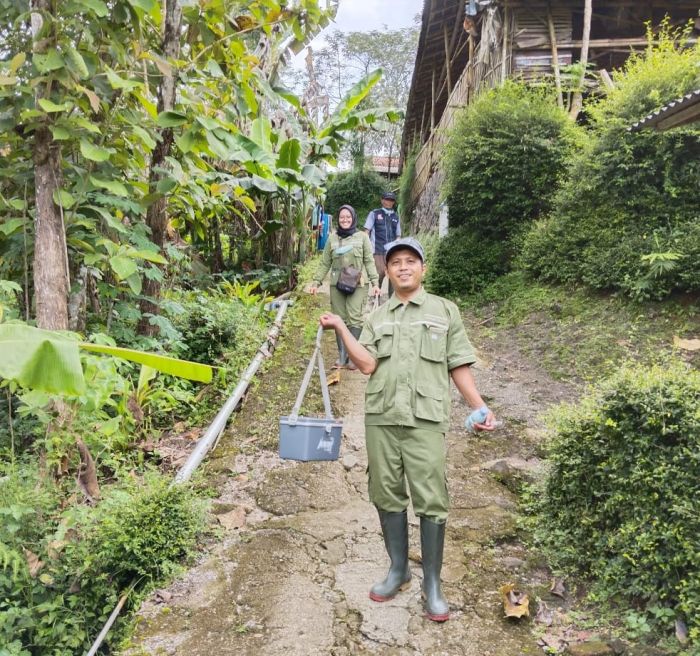 BPP Puskeswan Karanganyar mengadakan Pesta Patok di Desa Kalirejo 01