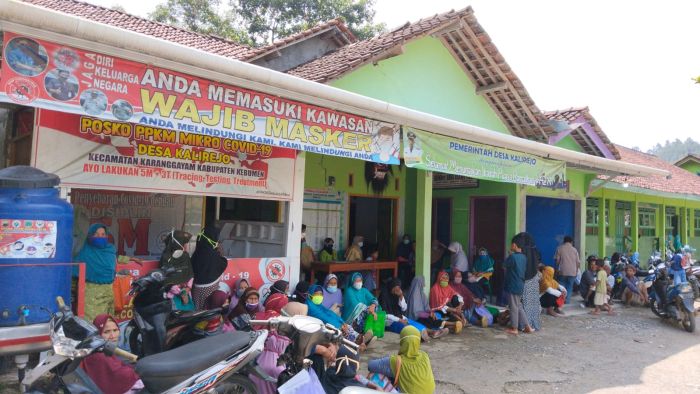 Bantuan Sosial Program Sembako  Disalurkan Secara Tunai 01